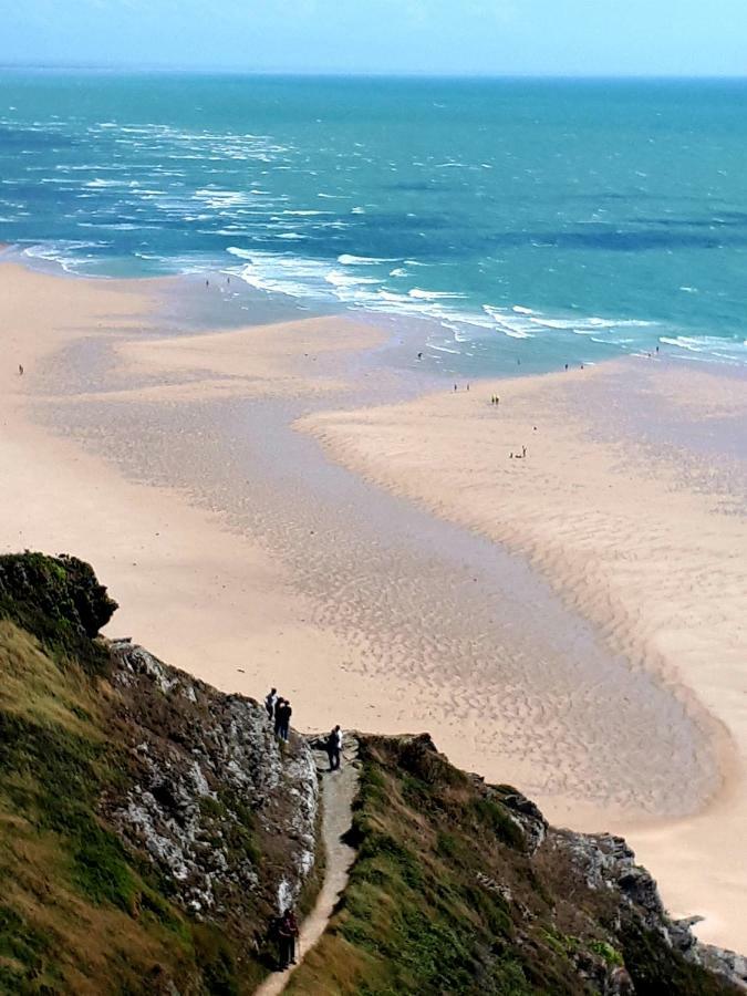 L' Anpeg, Gite Dans Le Cotentin Jusqu'A 8 Personnes Besneville Exteriér fotografie